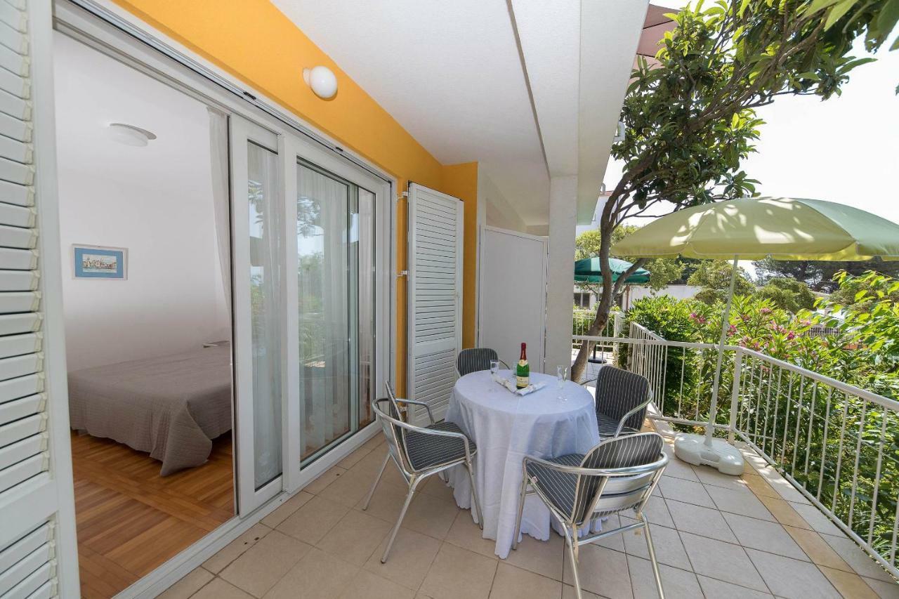 Villa Hart Crikvenica Bagian luar foto